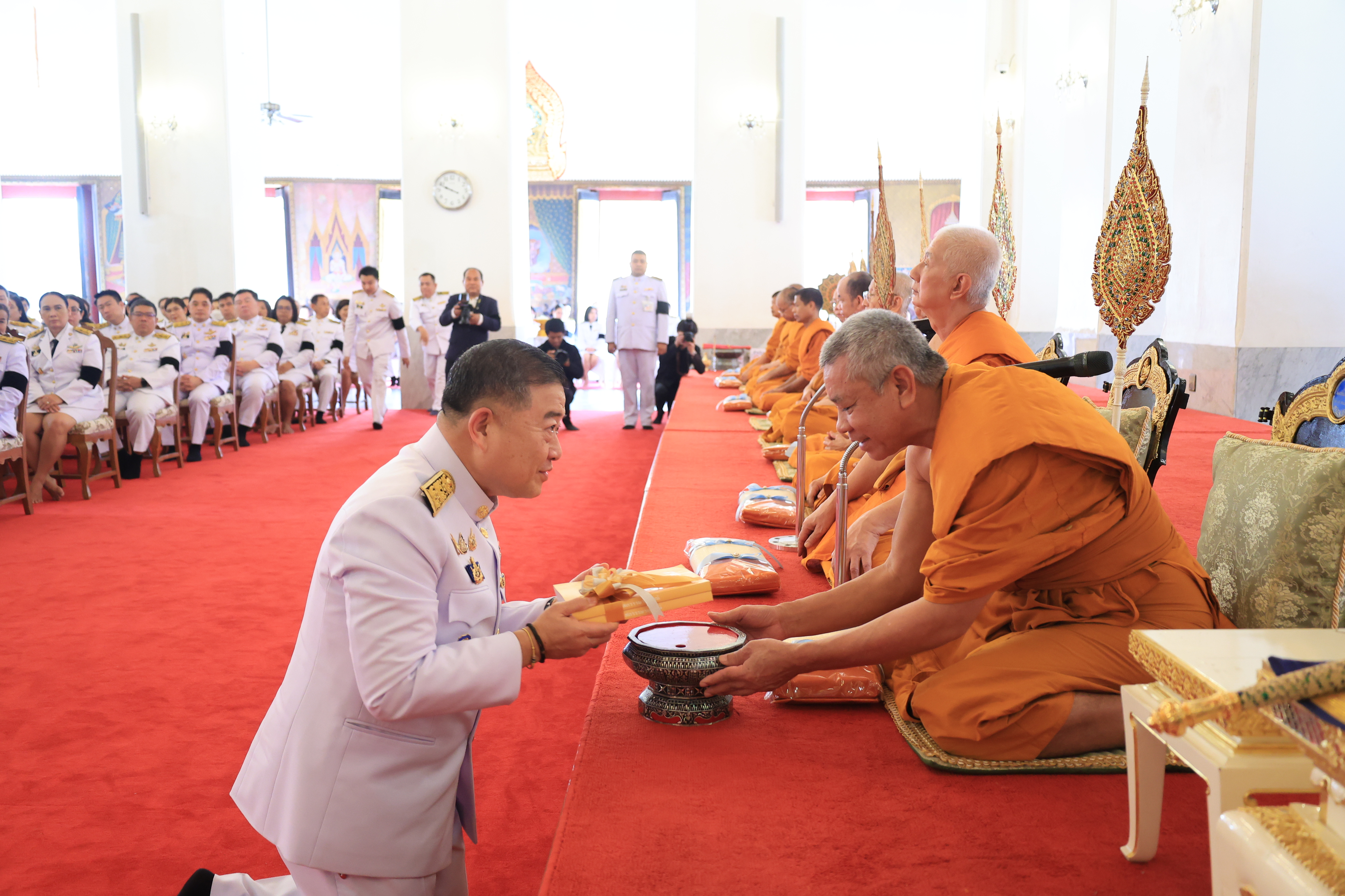 title - ส.ป.ก. ร่วมพิธีบำเพ็ญกุศลสตมวาร ครบ 100 วัน เพื่ออุทิศถวายพระราชกุศลแด่สมเด็จพระนางเจ้าสิริกิติ์ พระบรมราชินีนาถ พระบรมราชชนนีพันปีหลวง